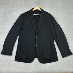 Uniqlo Men's Black Jacket